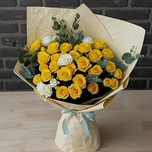 Букет цветов из:  Розы в Нижнем Карачане