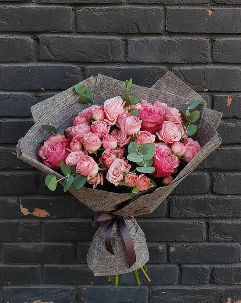 Букет цветов из: Розы в Нижнем Карачане