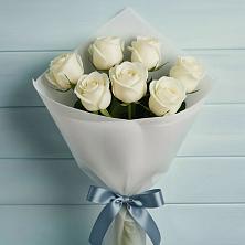 Букет 7 Белых роз Эдлесс Лав в Нижнем Карачане