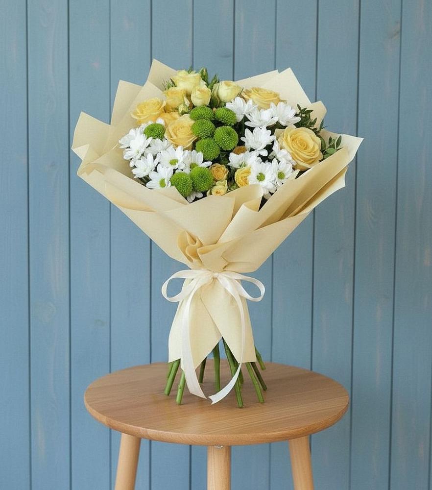 Букет цветов из: Хризантемы и Розы в Нижнем Карачане