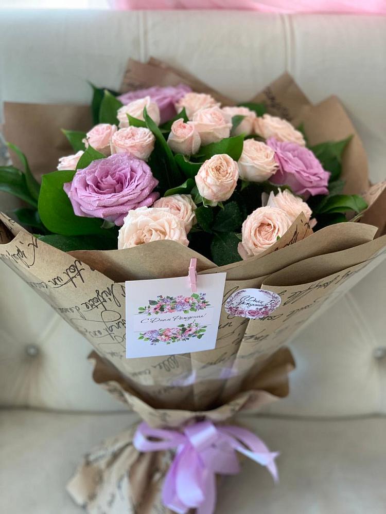 Букет цветов из: Розы в Нижнем Карачане