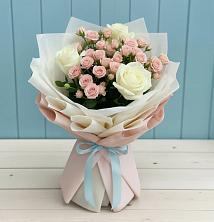 Букет цветов из:  Розы в Нижнем Карачане
