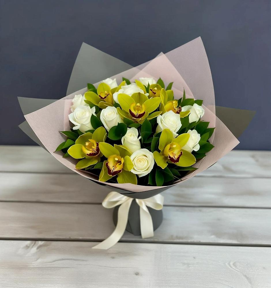 Букет цветов из: Орхидеи и Розы в Нижнем Карачане