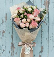 Букет цветов из:  Розы #REPLACE_PRED# Нижнем Карачане