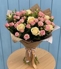 Букет цветов из:  Розы в Нижнем Карачане