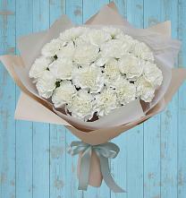 Букет цветов из:  Гвоздики в Нижнем Карачане